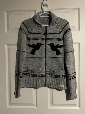 Wool sweater with hummingbirds